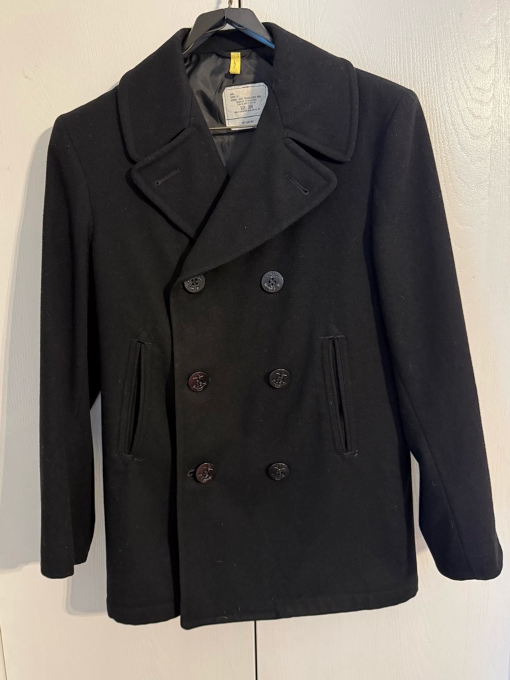 Authentic Men's US Navy Double-Breasted Wool Pea Coat - 38R